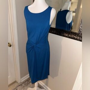 Beautiful Blue Stretchy Rayon Ann Taylor size 4 front knot dress